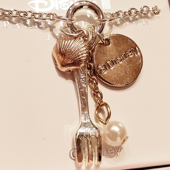 DISNEY THE LITTLE MERMAID FORK SHELL CHARM NECKLAC - Picture 3 of 5